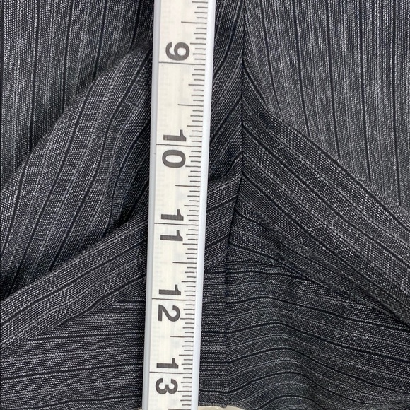 Penningtons Gray Pinstripe Dress Pants Pull On Size 14 - Picture 9 of 11